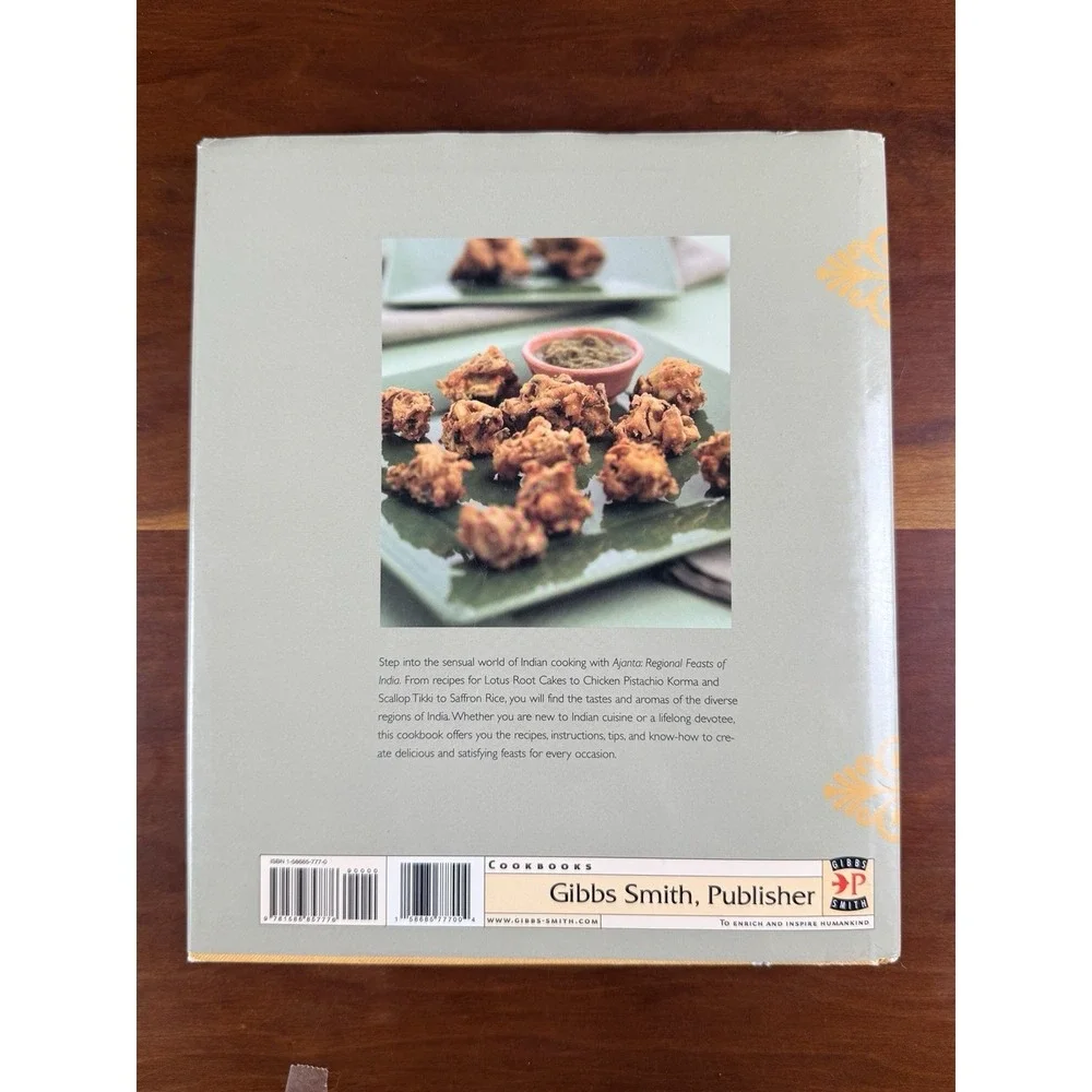 Ajanta: Distinctive Indian Cookbook Lachu Moorjani Hardcover